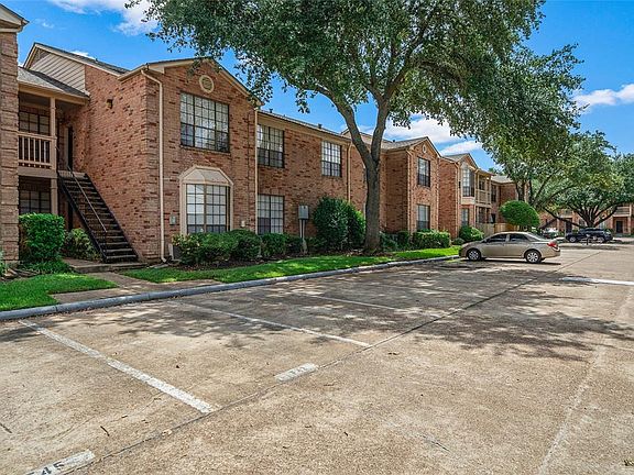2nd image of 2255 Braeswood Park Dr APT 167