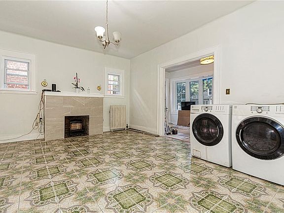 4th image of 648 E 34th St