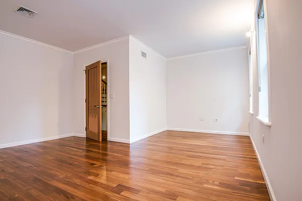 Rented by Julianna Realty Corp | media 42