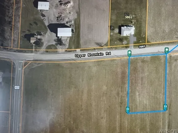 Upper Mountain Rd #41, Sanborn, NY 14132