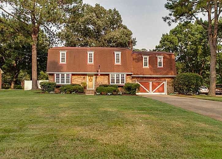 For Sale: 2825 Greenview Rd, Chesapeake, VA 23321