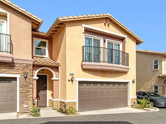 2nd image of 4464 Lilac Cir