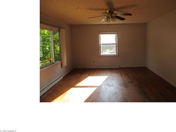 4th image of 878 Minota Ave