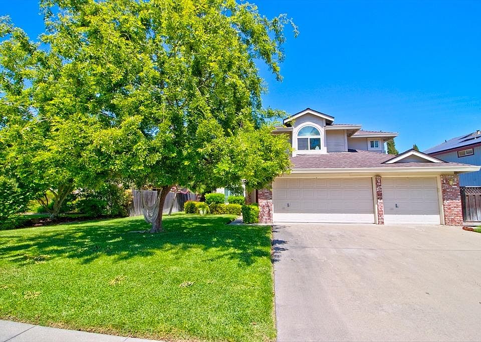 1st image of 2947 Violet Dr