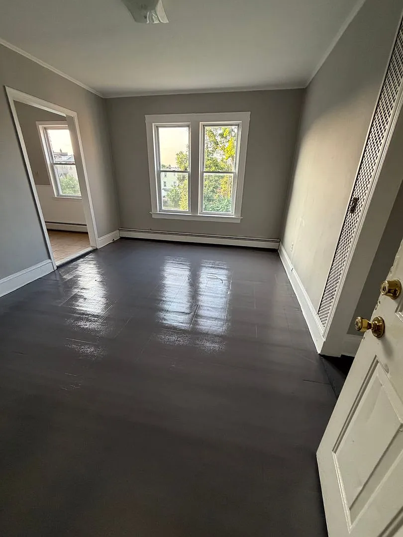 103 Glen St, Llc — Photo 2