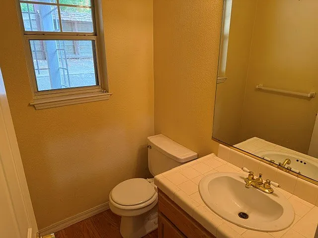 14959 Drake Rd — Photo 6