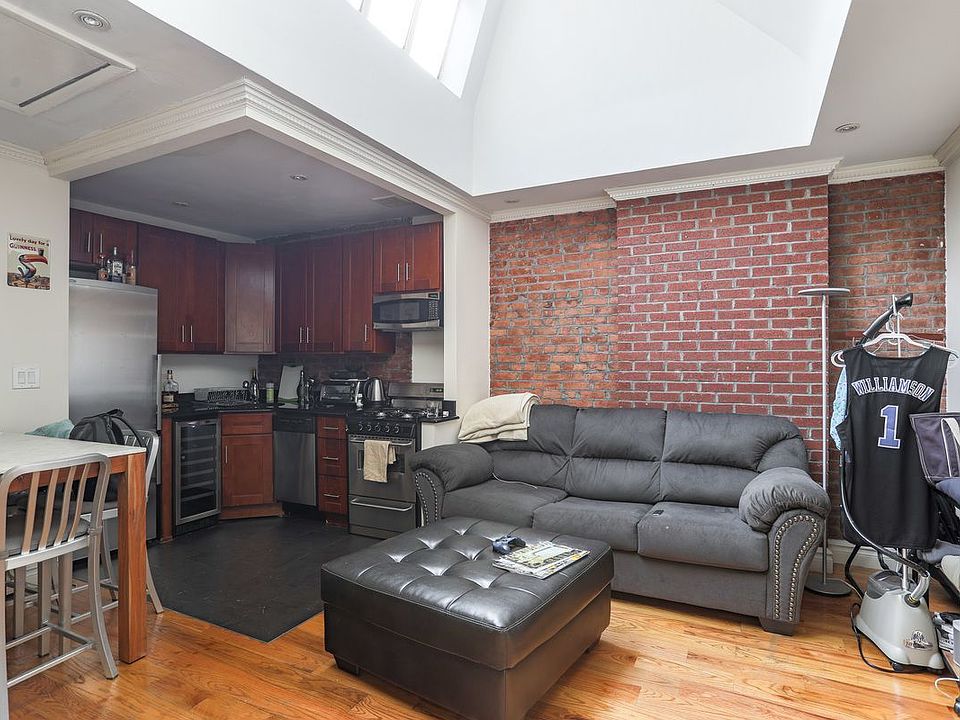 1st image of 140 E 16th St APT 5C