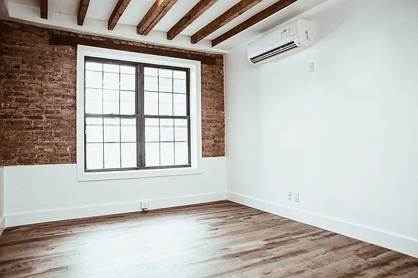 Rented by Nolita Group | media 11