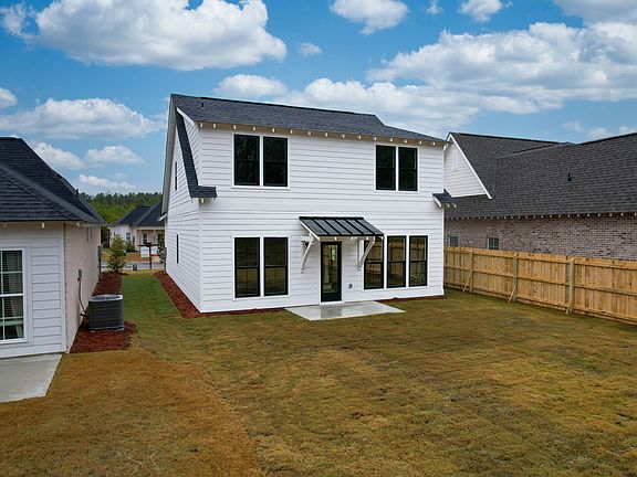 7th image of this home