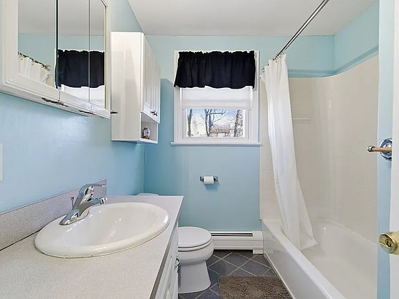 5th image of 2337 Carling Dr Unit 1