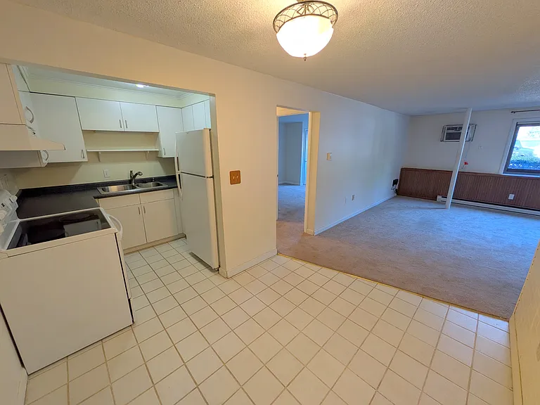 16 Juniper Rd #14A — Photo 7