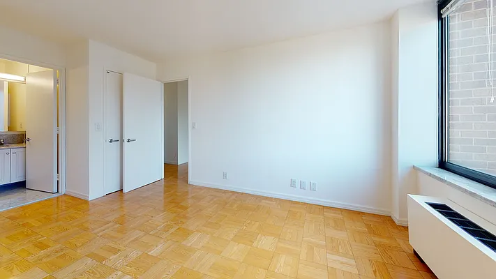 Rented by Jack Resnick & Sons | media 41