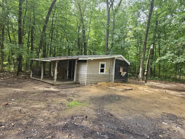 1067 54th St, Pullman, MI 49450