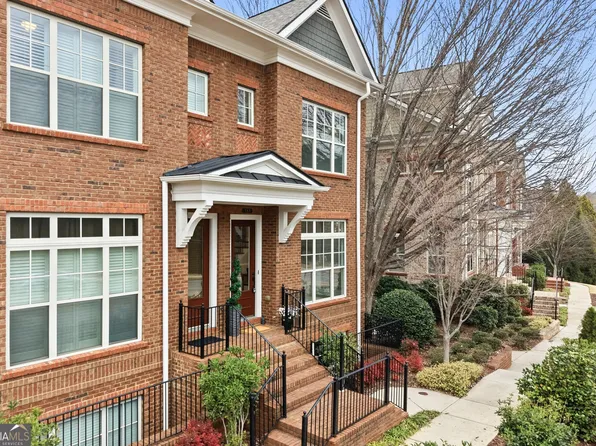 353 Alderwood Ln, Sandy Springs, GA 30328