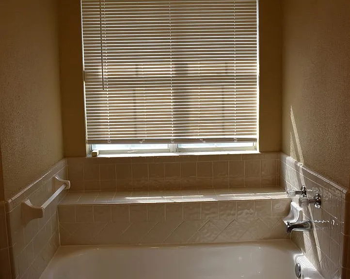 704 Kim Ave — Photo 16