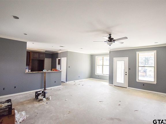 4th image of 14674 Gracie Ln