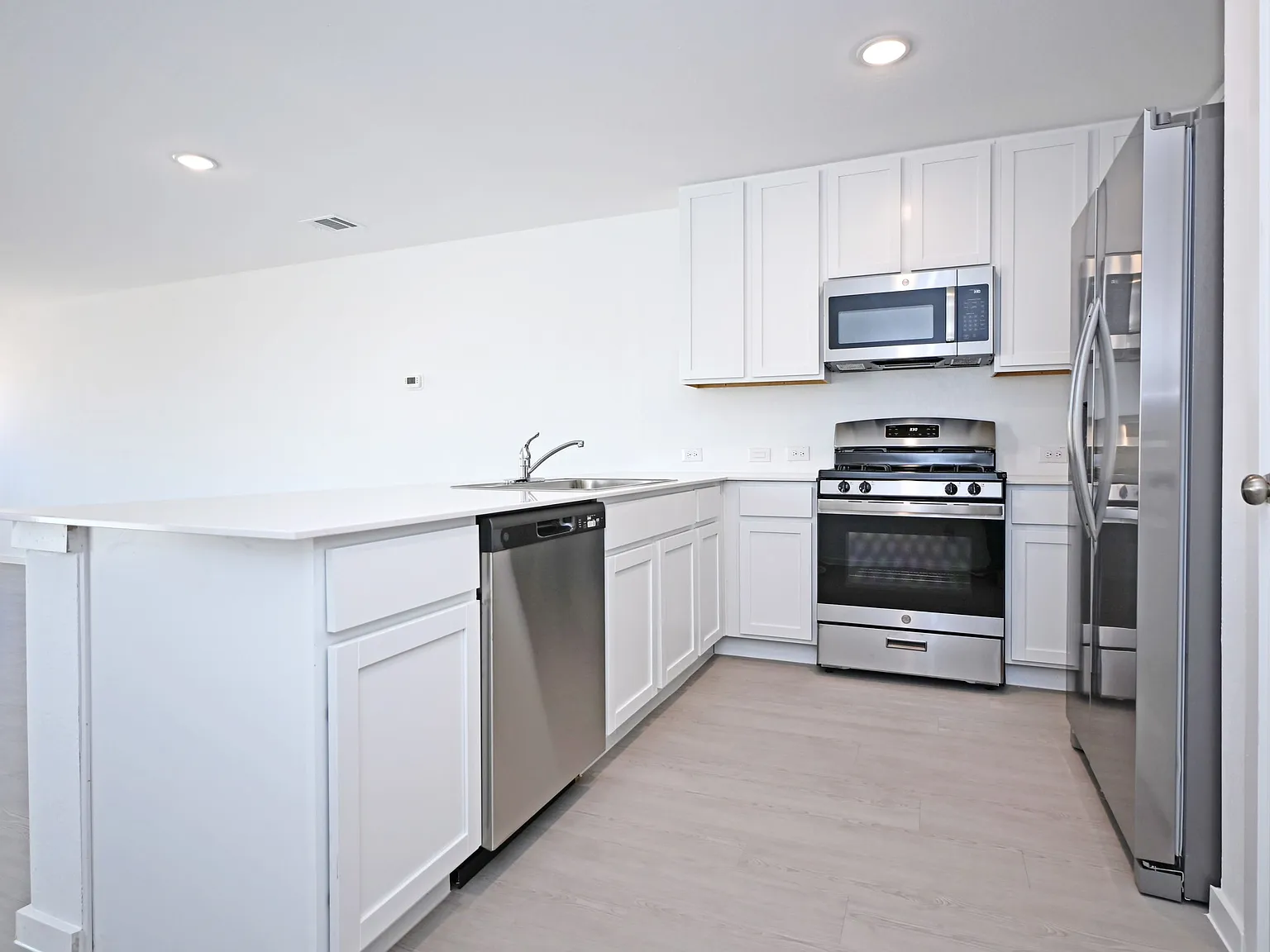 114 Haley Way - 1 — Photo 4