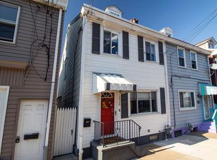 1915 Sidney St, Pittsburgh, PA
