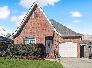 319 Hay Pl, New Orleans, LA 70124