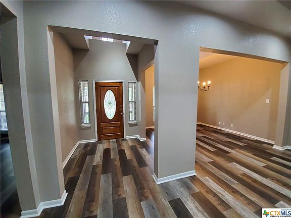 3rd image of 1131 Flaming Oak Dr