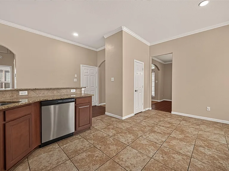 12107 Redbud Brook Trl — Photo 18