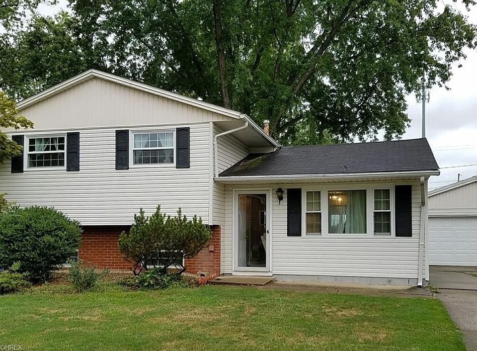 1st image of 1100 Sweetbriar Dr