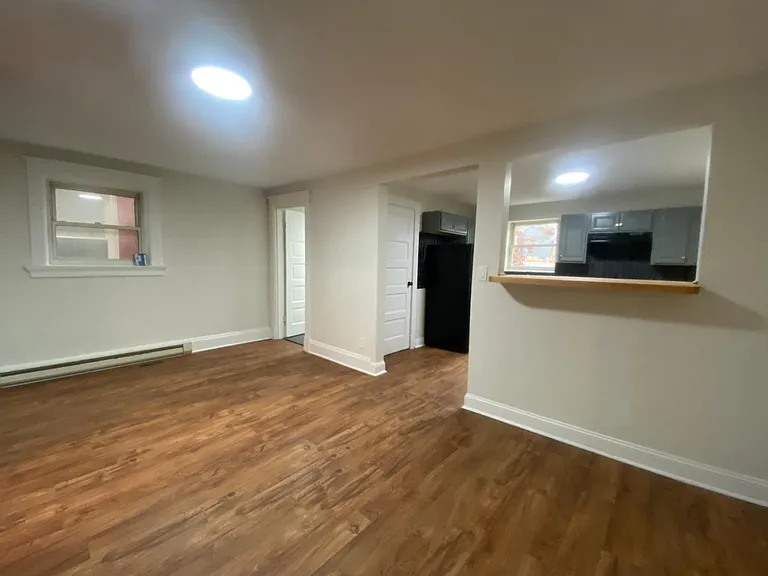 333 W Pike St #1 — Photo 7