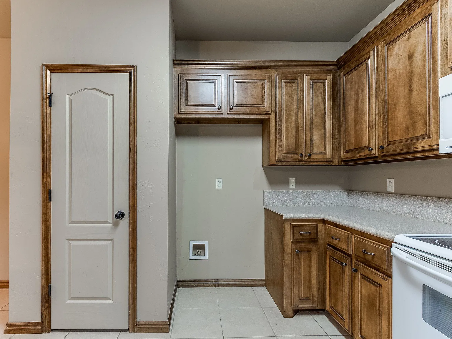 2 bed, 1200 sqft, $1,495 — Photo 4