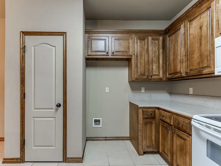 2413 Kyle Robert Ln — Photo 19