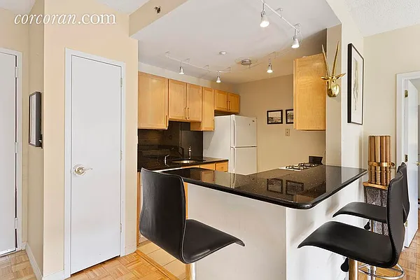 Sold by Corcoran | media 3