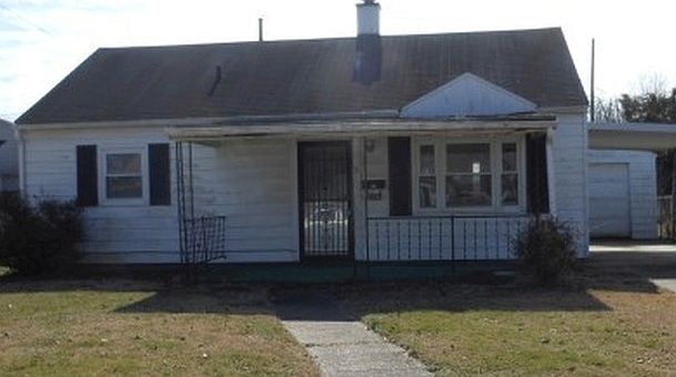 1st image of 2331 Herbert Ave