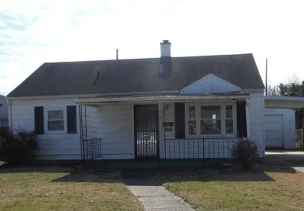 2331 Herbert Ave photo 1