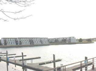 114 Popes Island Rd #114, Milford, CT 06461