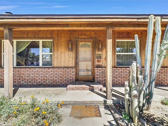 3rd image of 4685 Rosewood Pl