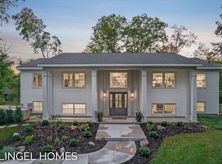 2609 W Fruitport Rd, Spring Lake, MI 49456