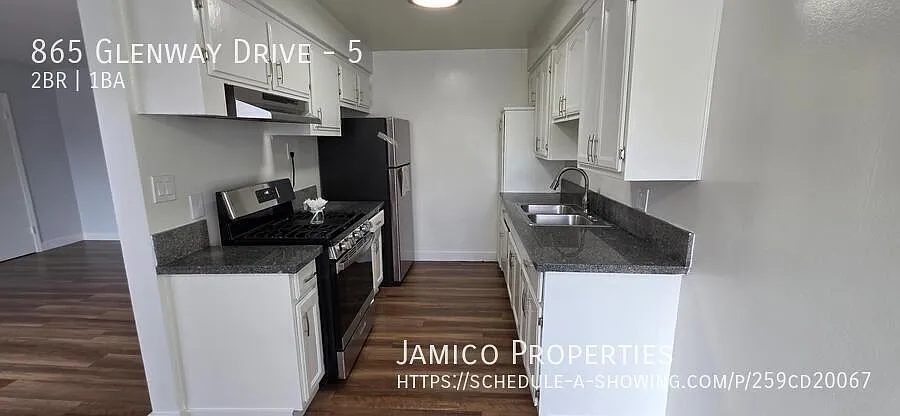 2 bed, $2,300 — Photo 4