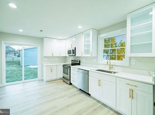 24 Eleanor Ave, Linthicum, MD 21090