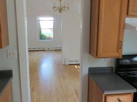 80 Columbia Rd, Portland, ME