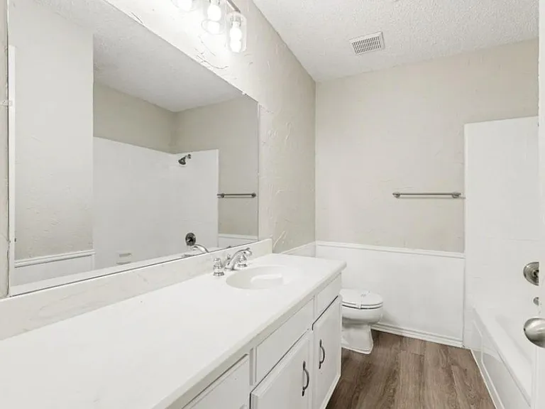 4900 Ridgeline Dr — Photo 15