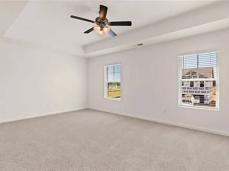 210 Aster Ave — Photo 12