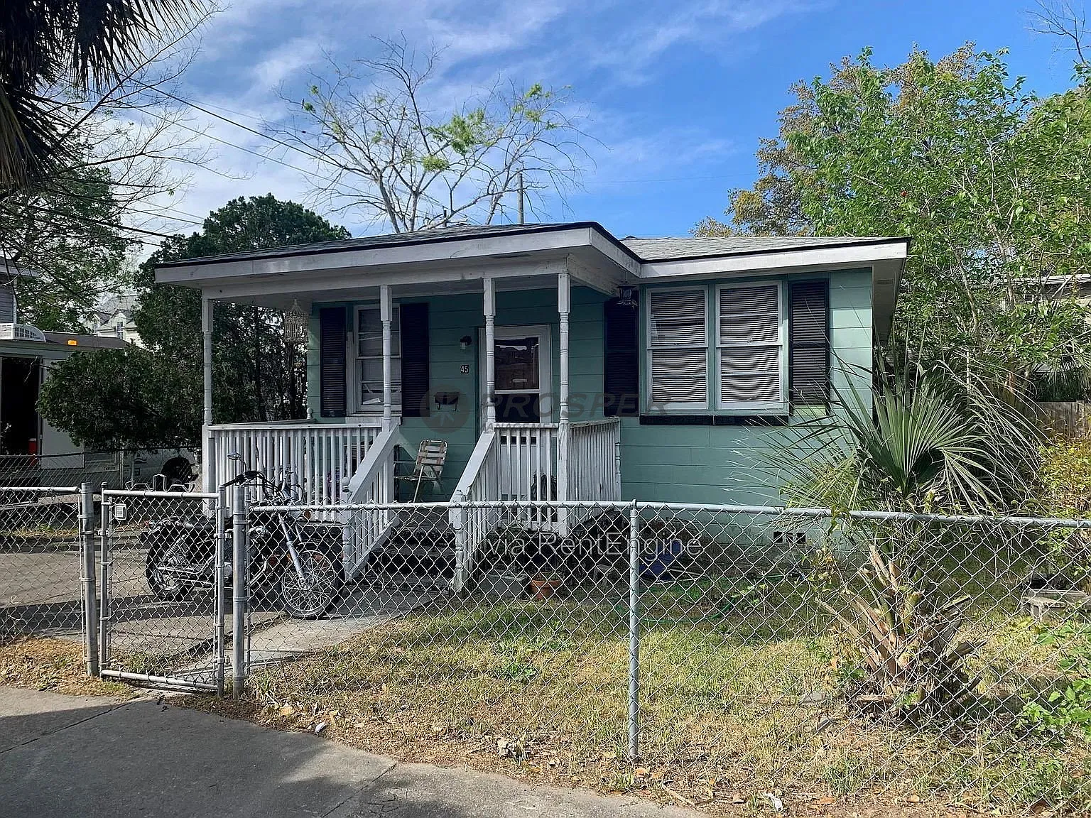 3 bed, 1.0 bath, 1100 sqft, $2,450 — Photo 1