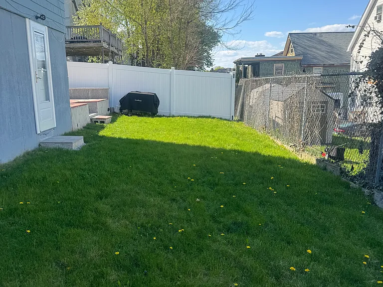 BACKYARD-GREAT FOR WARM WEATHER AND ENJOYING THE FRESH AIR