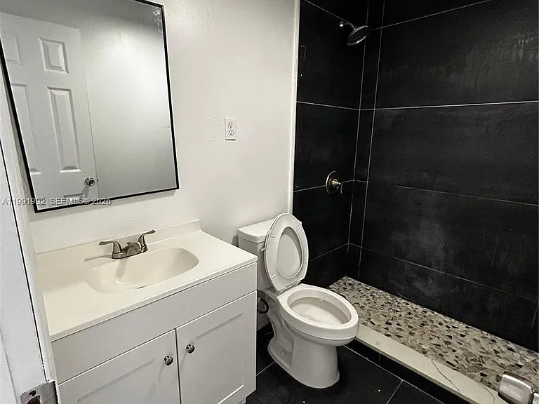 12455 SW 185th Ter #2 — Photo 10