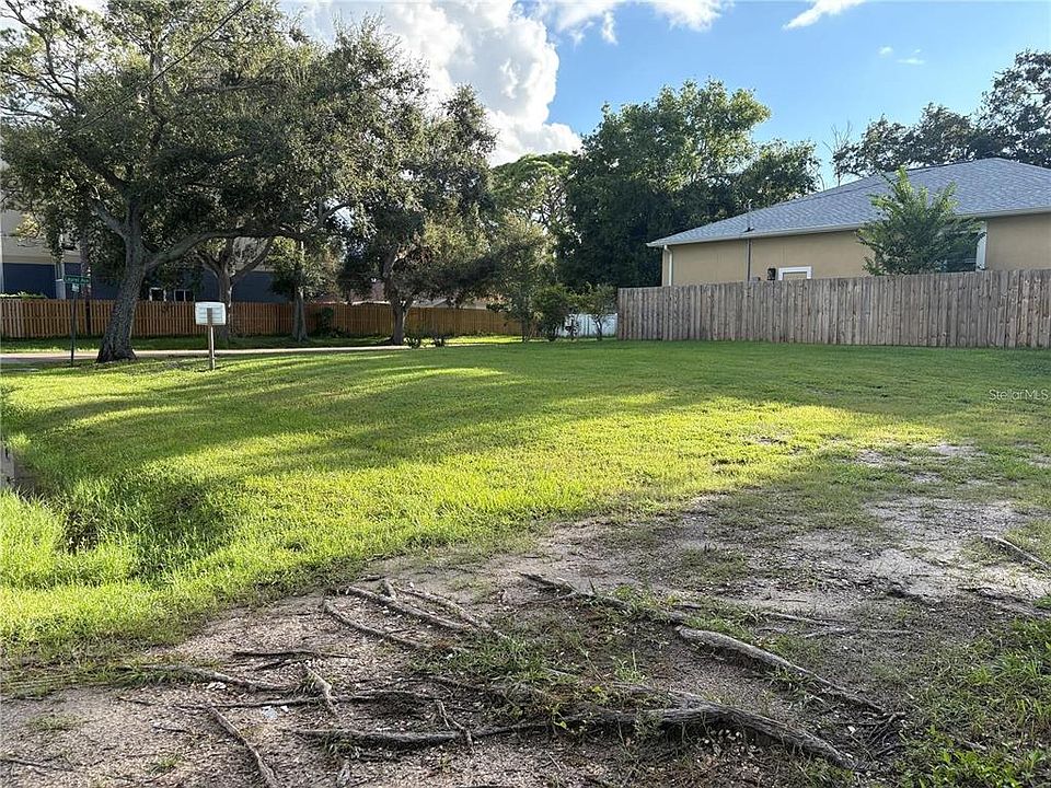 2nd image of 3215 Laurel Ave Lot 3