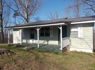 978 Raygan Dr, Tunnel Hill, GA 30755