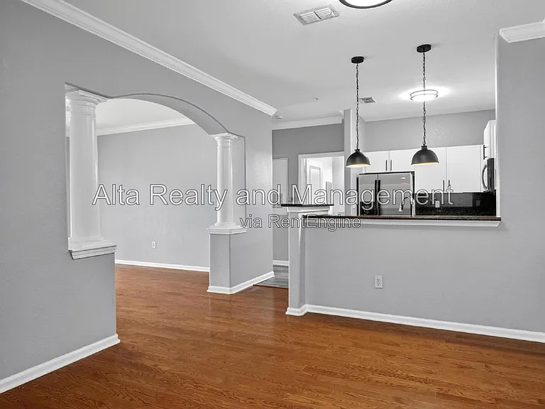8290 Gate Pkwy #601 — Photo 5