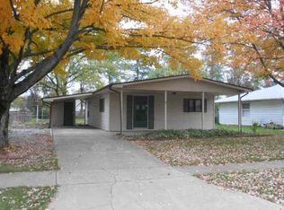 1123 N Washington St, Rushville, IN 46173