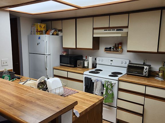 2nd image of 2962 Shadow Creek Dr APT 106