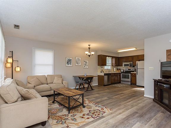 2nd image of 2080 Annandale Ct