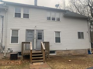 2 McDonald Ave #1, Cromwell, CT 06416